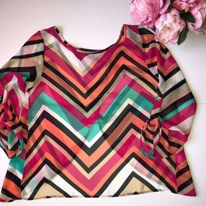 Sheet top with tulip back